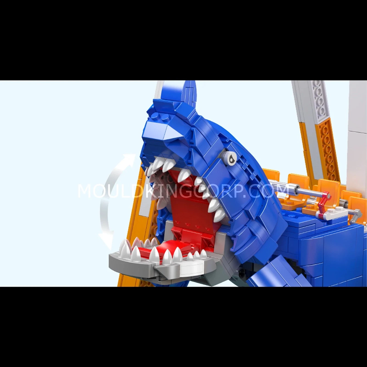 Mould King 11017 Shark Priate Ship (Motorised with Remote)