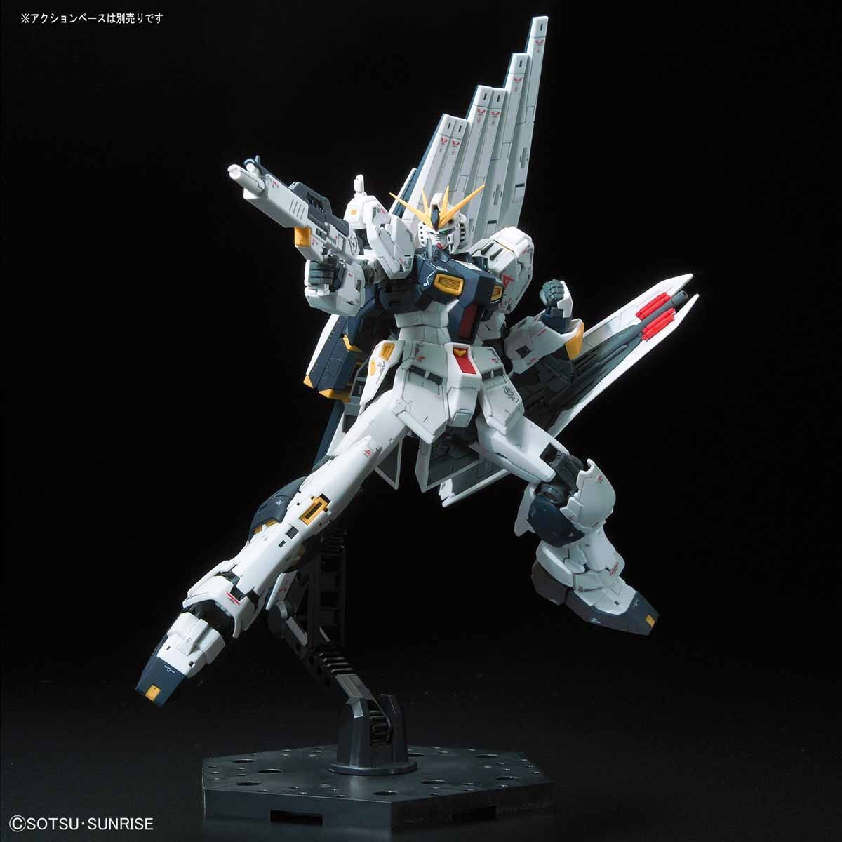 Bandai RG 1/144 Nu GUNDAM RX-93 Plastic Model Kit