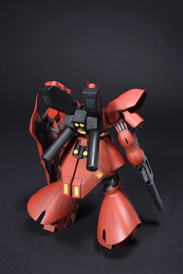 Bandai HGUC 1/144 MSN-04 SAZABI