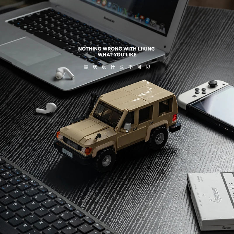 PowerBuild PB8850 Toyota Land Cruiser LC78 4WD Building Blocks Model Kit